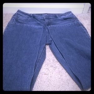 ⭐Apt. 9 jeans size 16 Authentic.